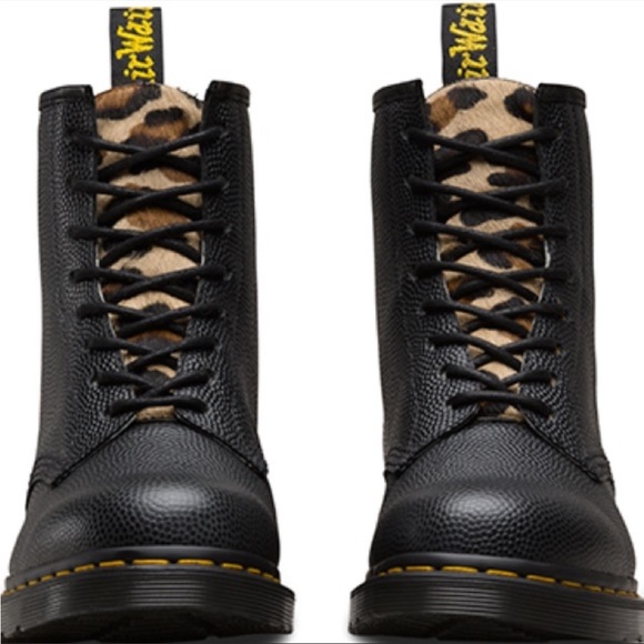 Dr. Martens x Stussy 1460 Leopard 8-Eyelet Boot - Picture 9 of 9
